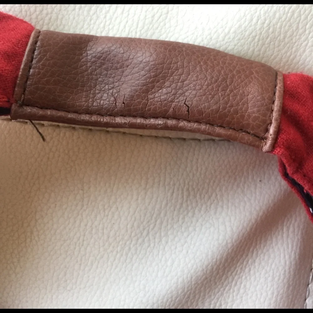 Adorable red bag perfect for holidays